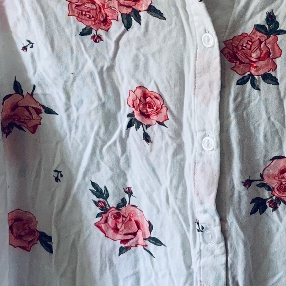 H&M // Rose tunic top 🌹 -SOLD - Picture 3 of 3